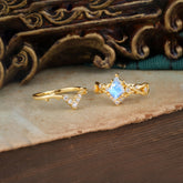 Luxury Vintage 5-Prong Kite-Cut Moonstone Engagement Ring Set